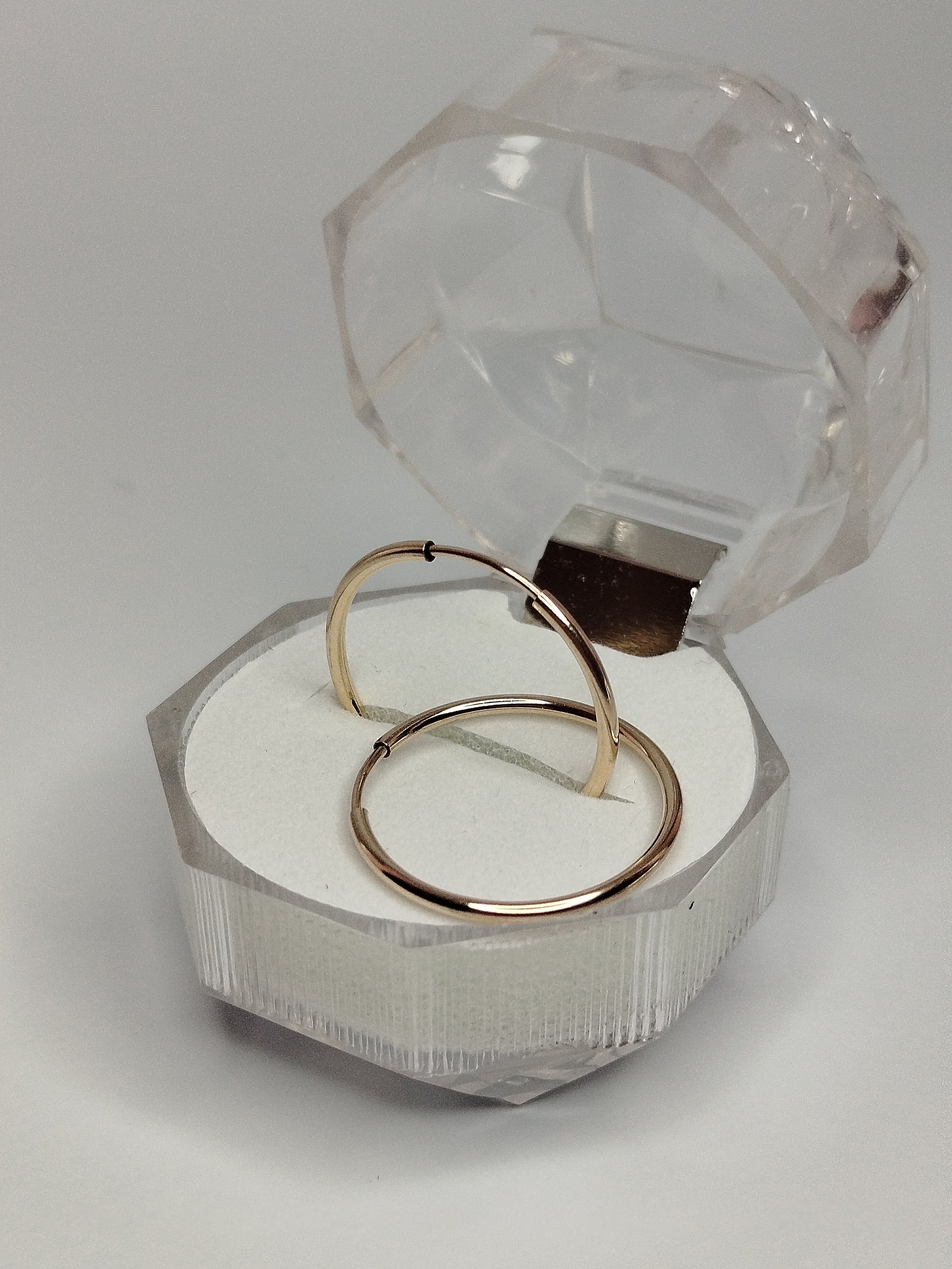 Aros tubos de oro 14k