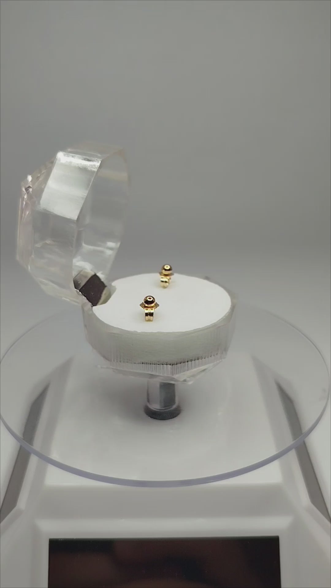 Aros pelotitas de oro 14k