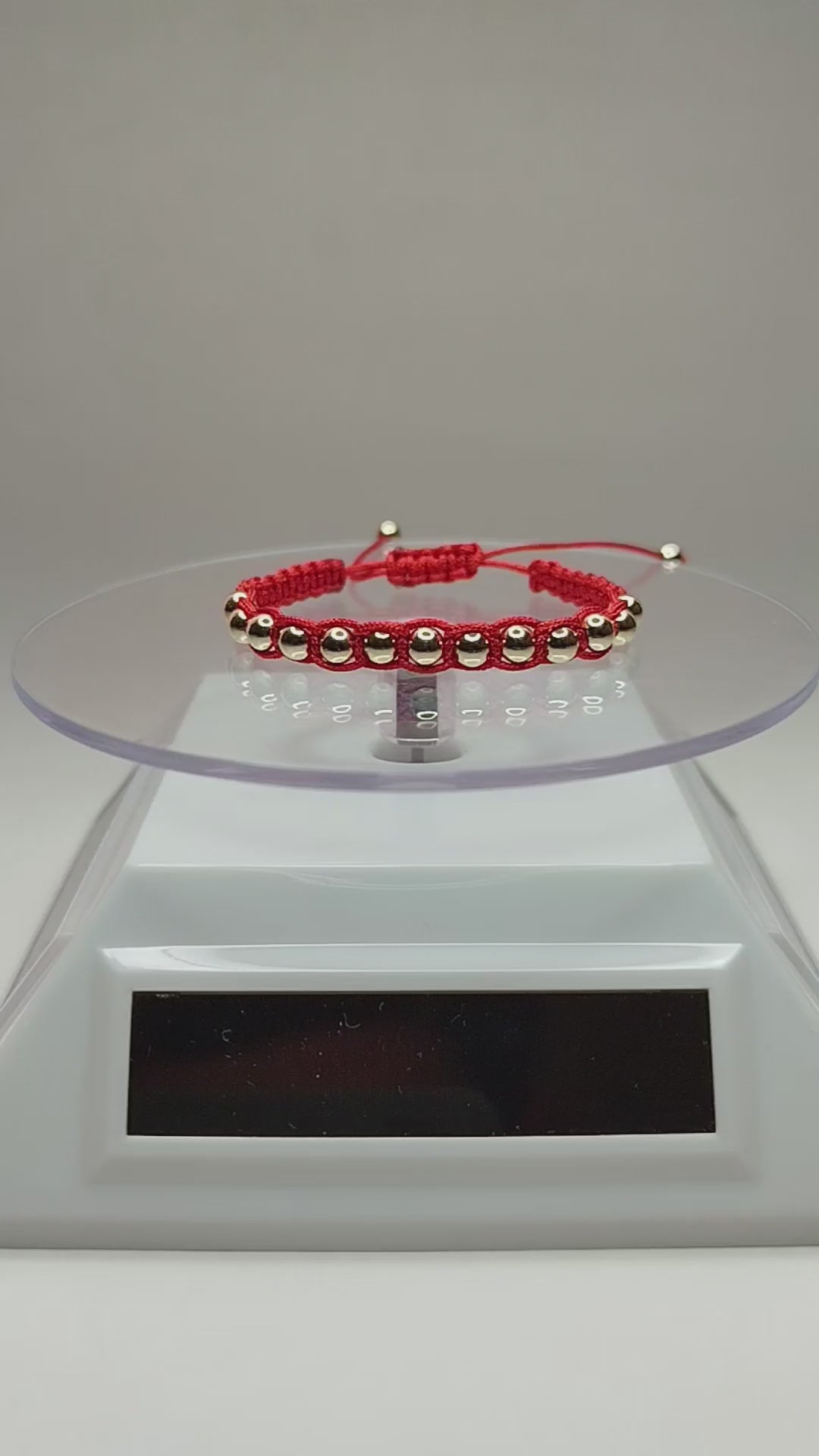 Pulsera de hilo rojo con 15 pelotitas de oro 14k / oro 18k (para niñ@s)