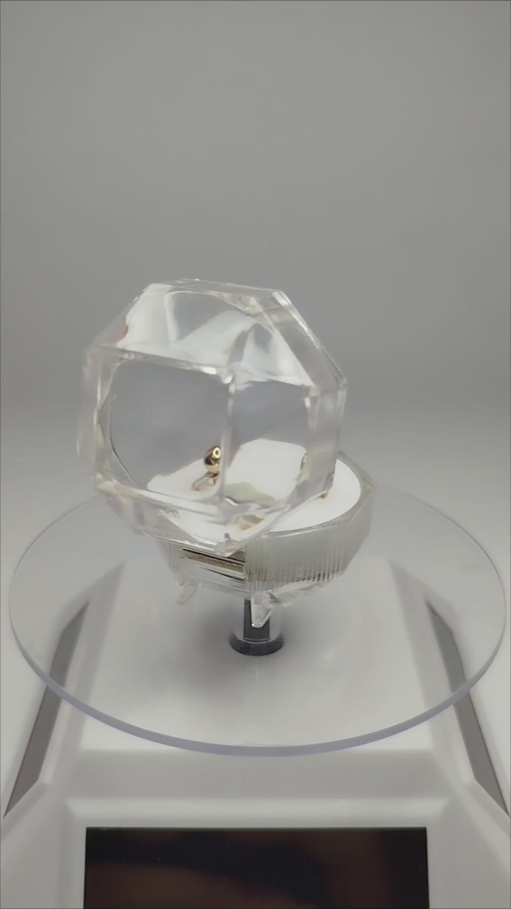 Aros pelotitas de oro 14k
