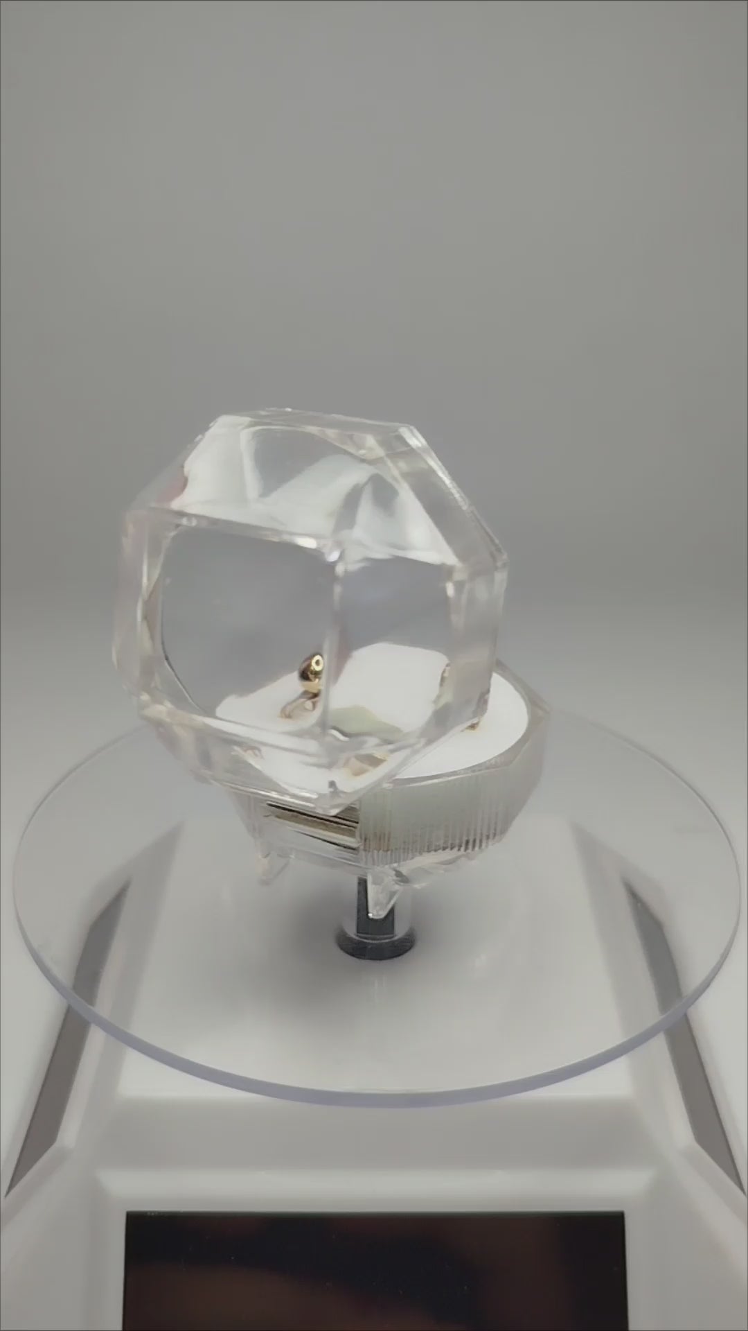 Aros pelotitas de oro 14k