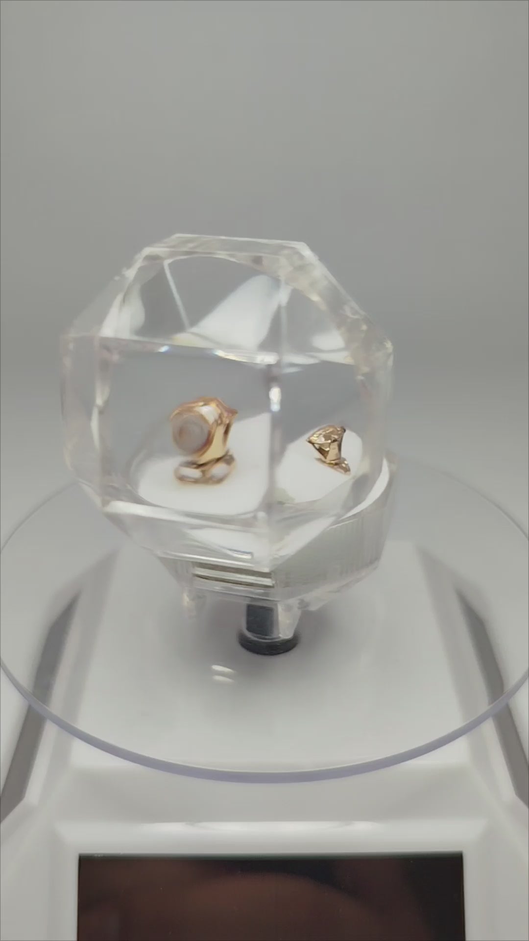 Aros de oro 14k con piedra ambar
