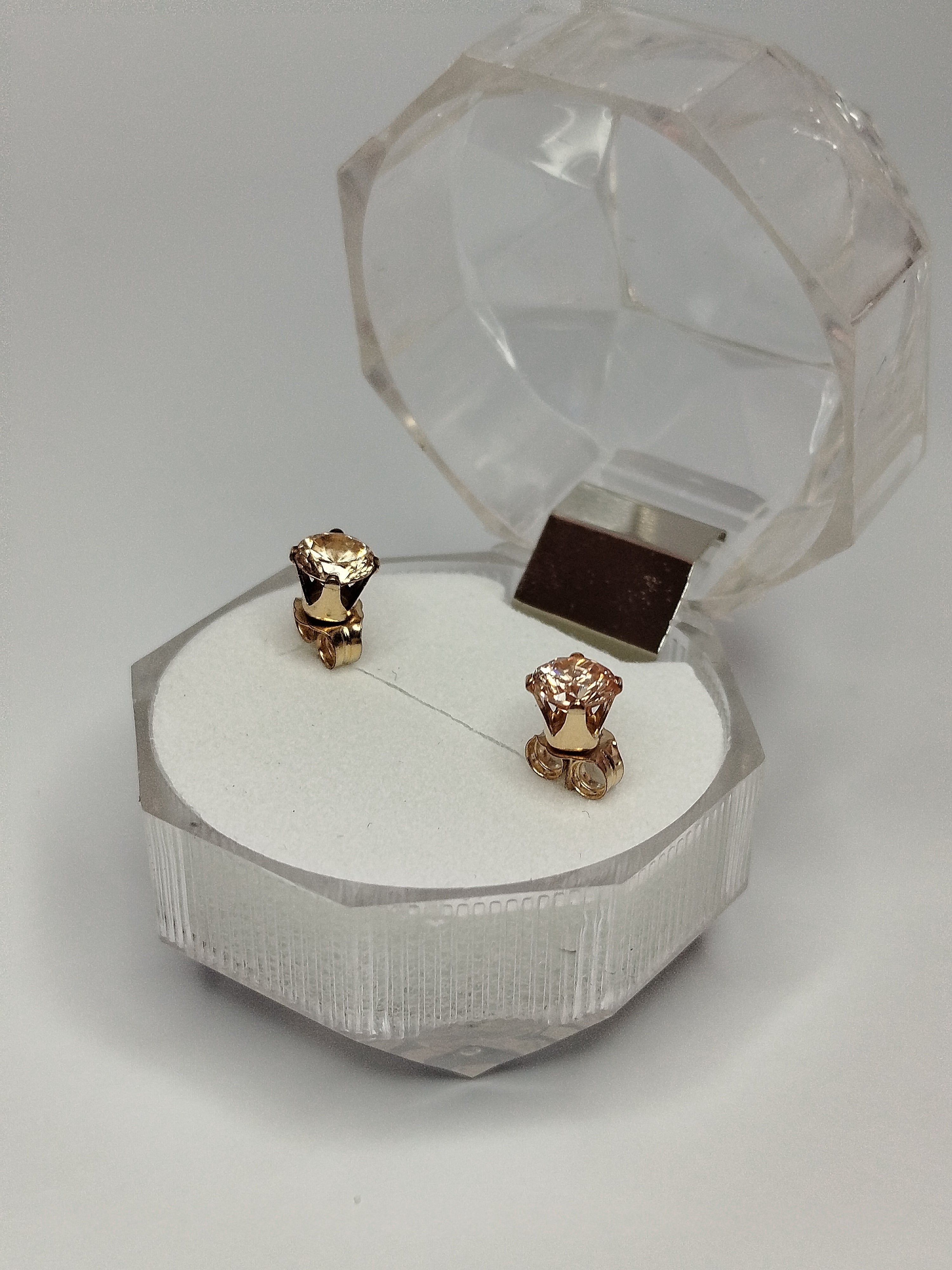 Aros de oro 14k con piedra ambar