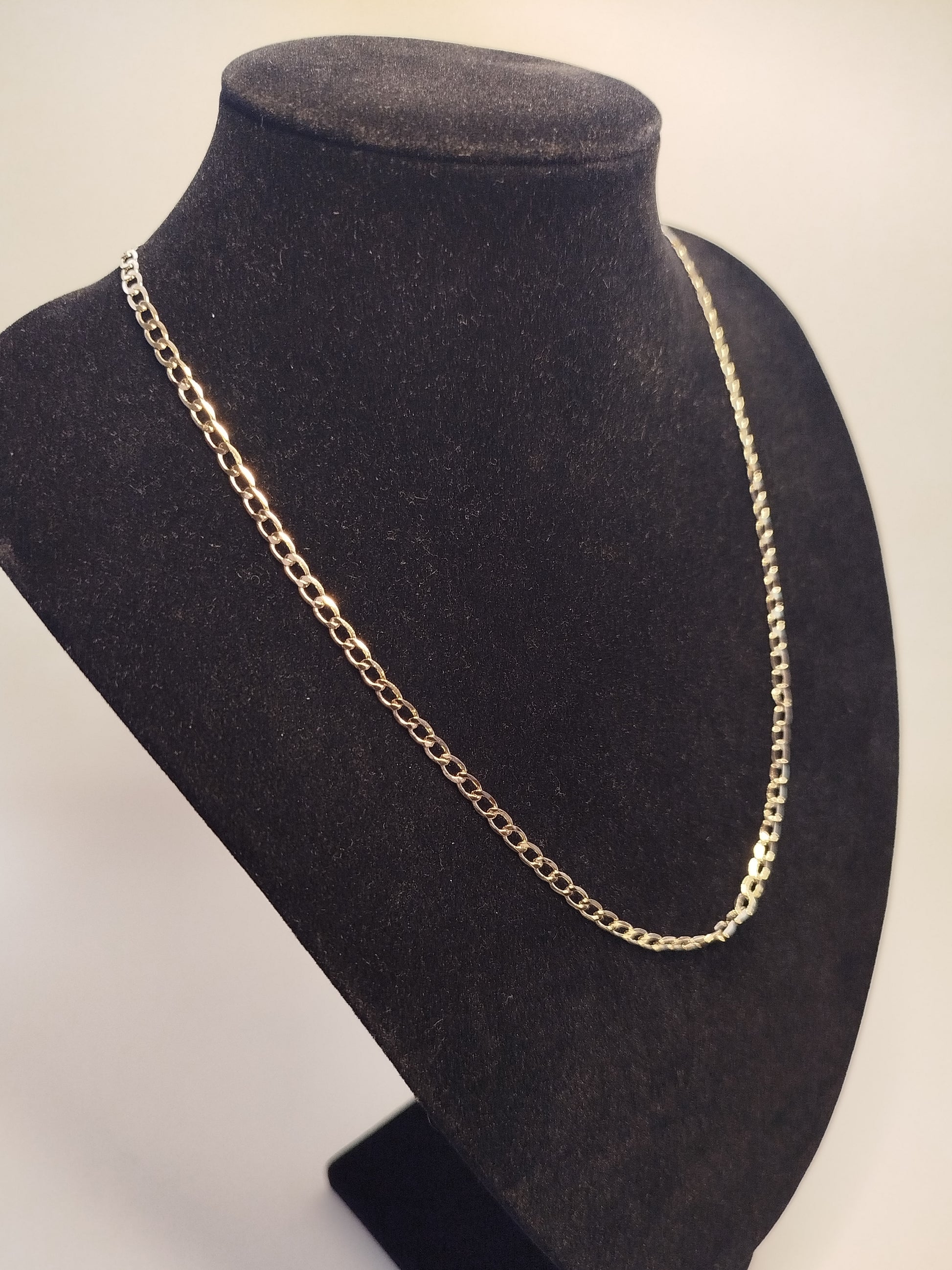 Cadena grumet de oro