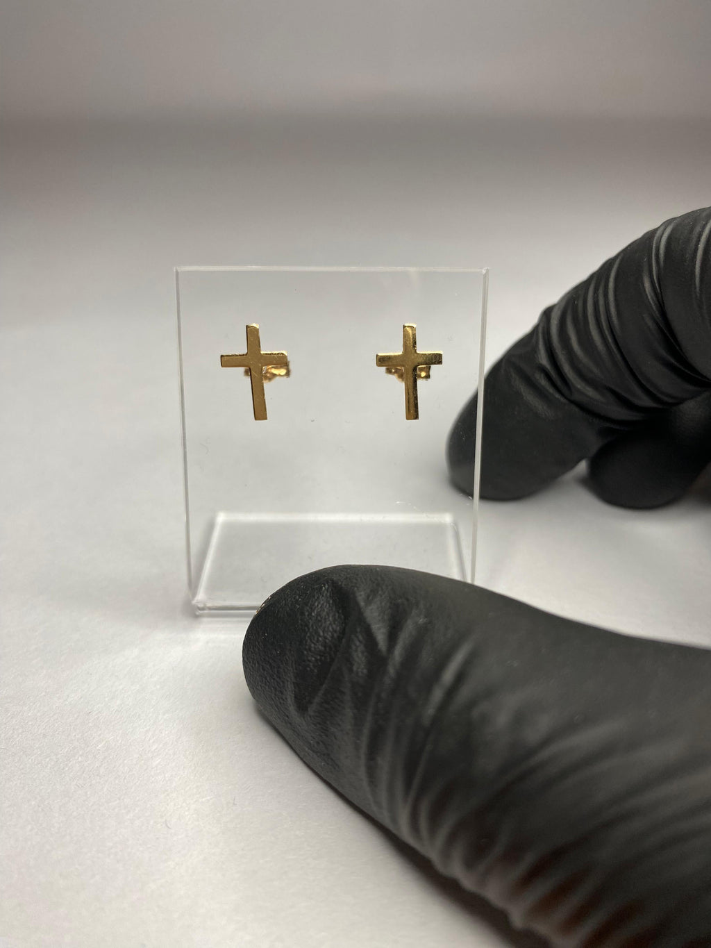Aros cruz de oro 18k